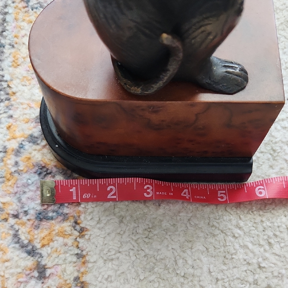 Bronze Monkey Bookends - Picture 8 of 9